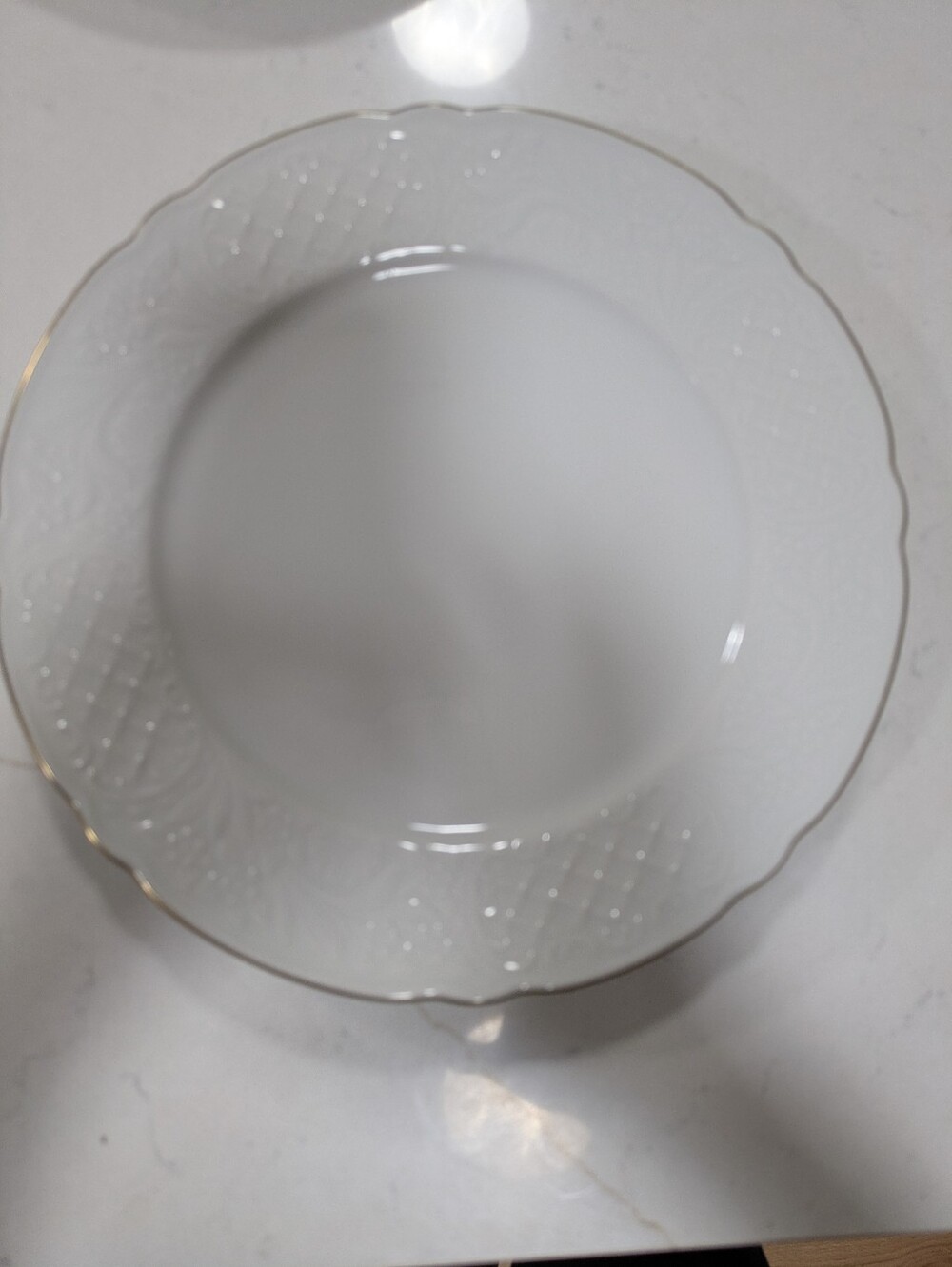 Oscar De La Renta Dresden Gold Plate